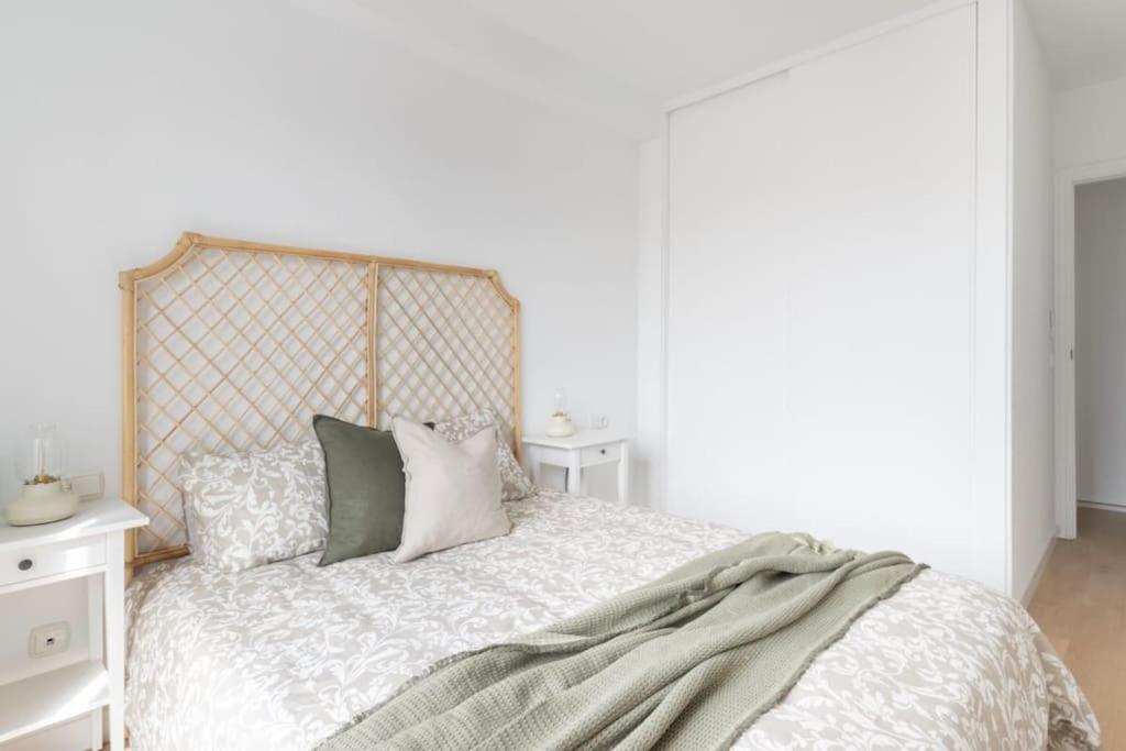 Apartamento La Nuez By Clabao Pamplona Exterior photo