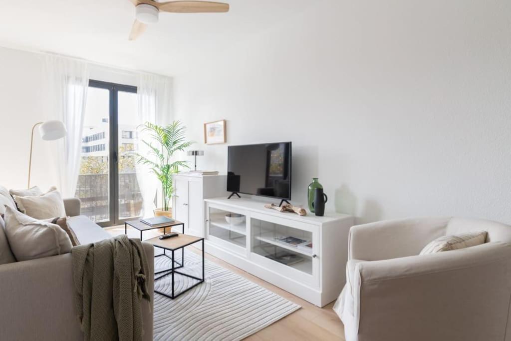 Apartamento La Nuez By Clabao Pamplona Exterior photo